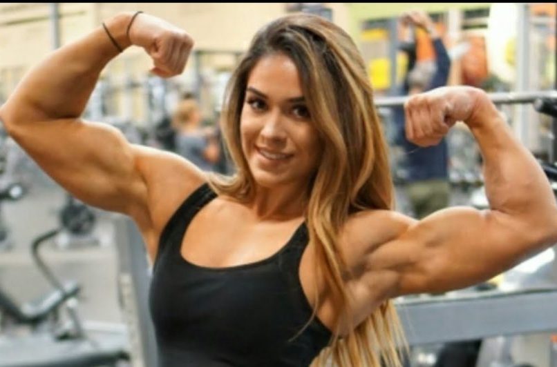 sexy muscelous woman