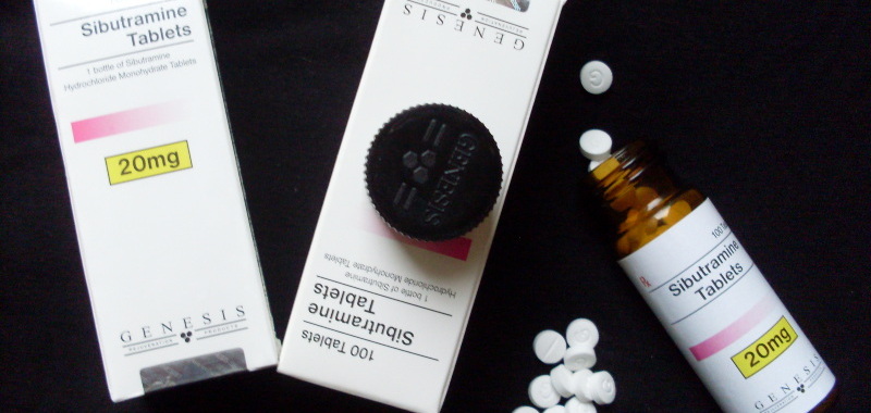 Sibutramine tablets with box and opened bottle